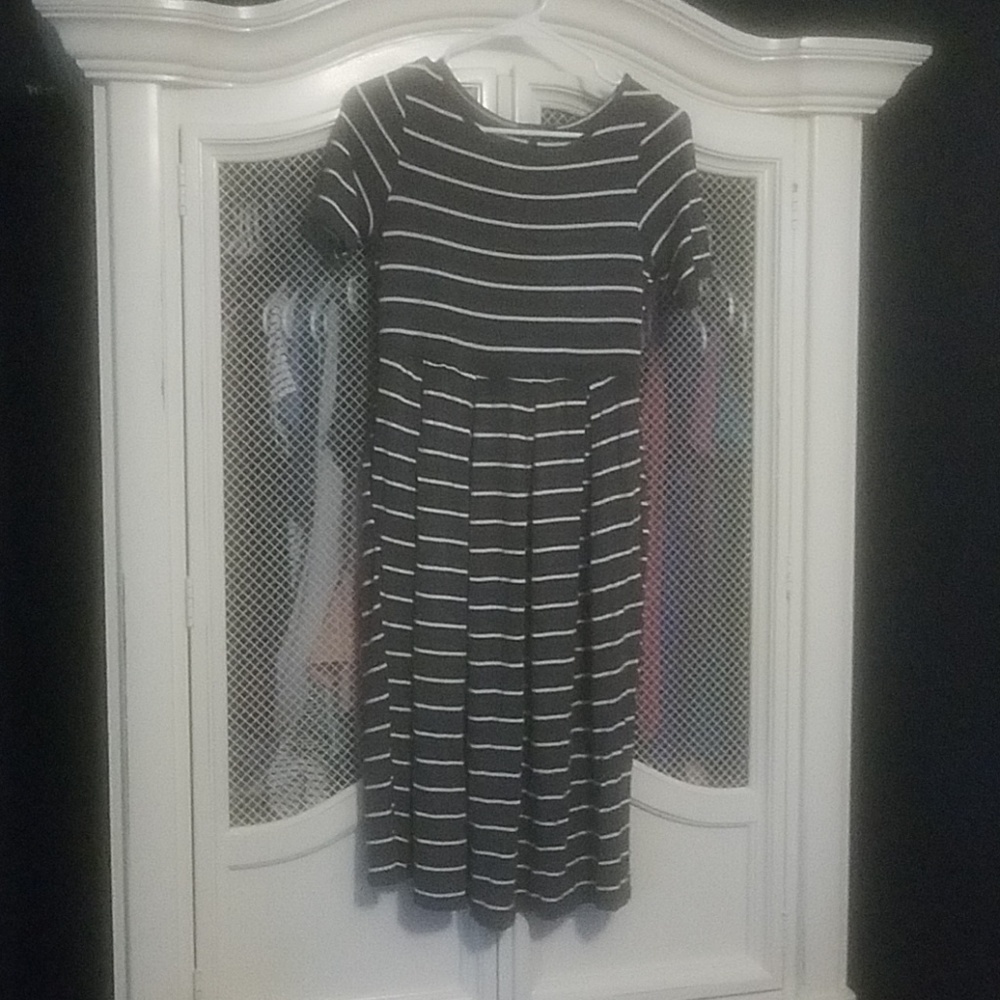 Roolee nursing friendly dress